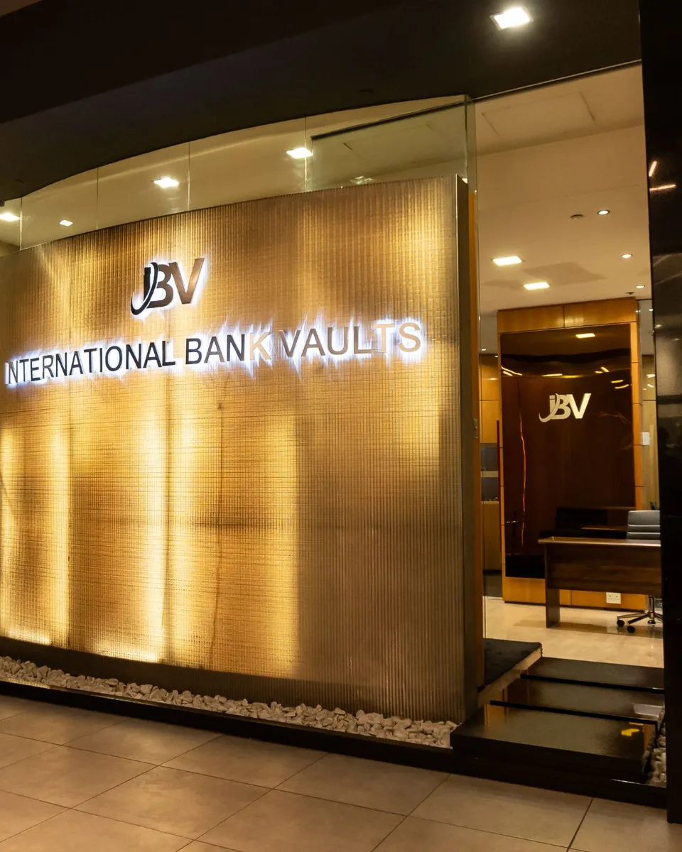 IBV Gold Nelson Mandela Square - Buy Gold & Silver at our Nelson Mandela Square studio